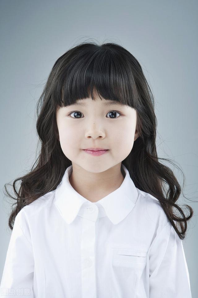 022年小姑娘名字推荐，200个女宝宝名字洋气时尚女宝宝起名字大全2022出生免费取名"